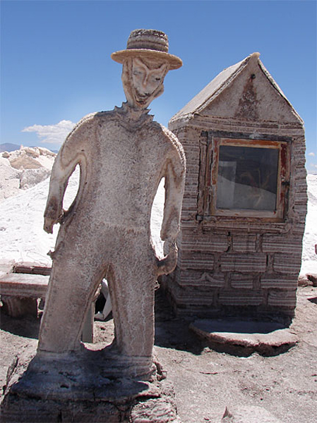 salinas_r_sculpture_man